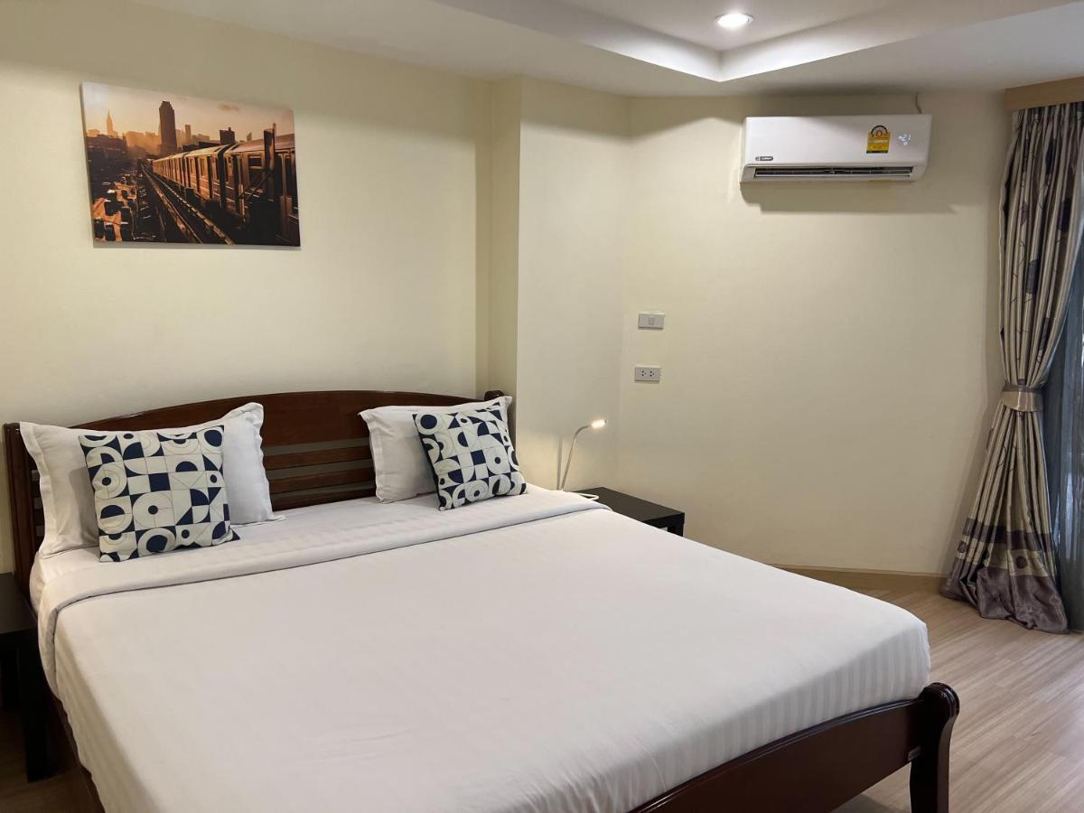 V Check Inn Sukhumvit 22 Бангкок Экстерьер фото