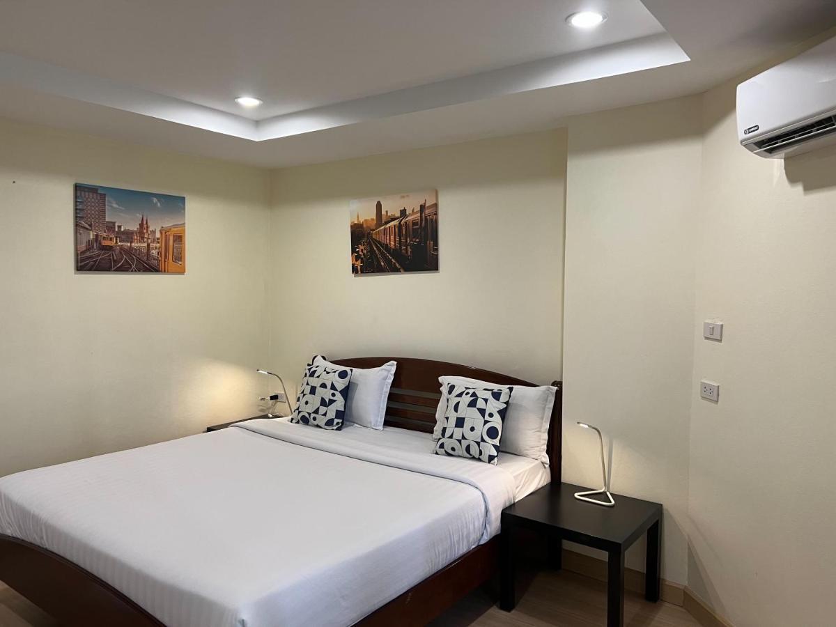 V Check Inn Sukhumvit 22 Бангкок Экстерьер фото